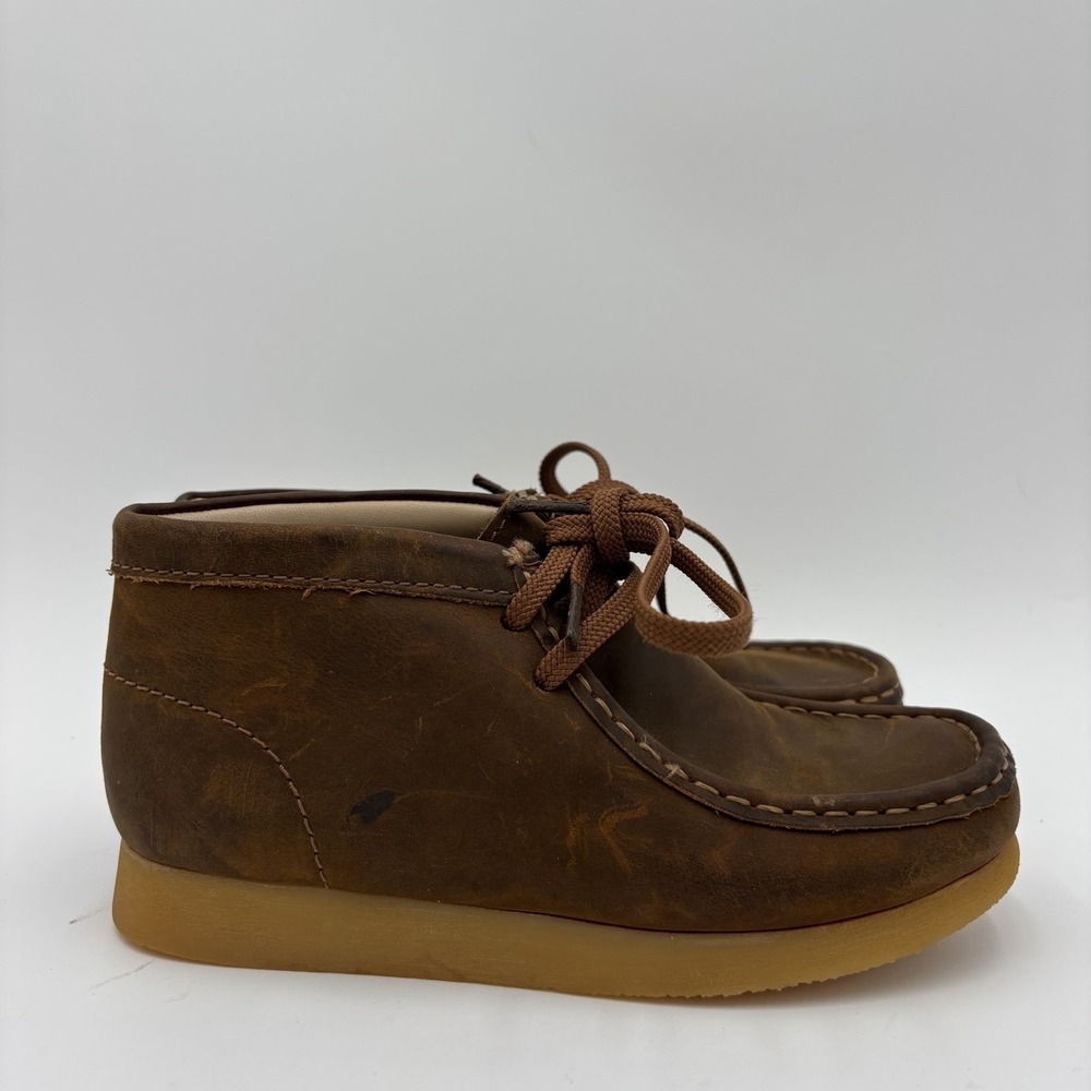 Clarks Little Kids Size 1 W Wallabee Boots Brown Leather Lace Up Moc Toe Shoes